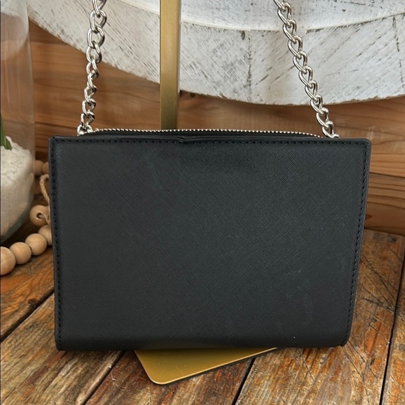 Steve Madden black crossbody leather wallet with silver hardware chain - Picture 6 of 9